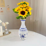 Castle 3D Puzzle Vase - Unique Flower Vase Crafted from 160 Curved Plastic Puzzle Pieces - Perfect Housewarming Gift for Flower Arrangements and Home Decoration